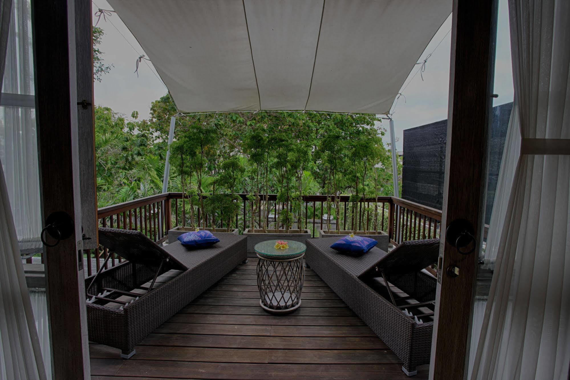 The Poh Jimbaran Villa Buitenkant foto